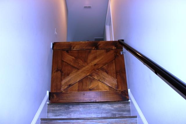 THE STABLES AT ROCKY BAYOU - Residential