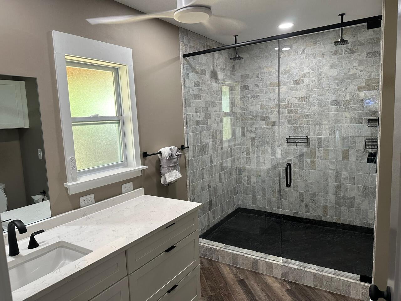BAY SHADOW ESTATES - Residential