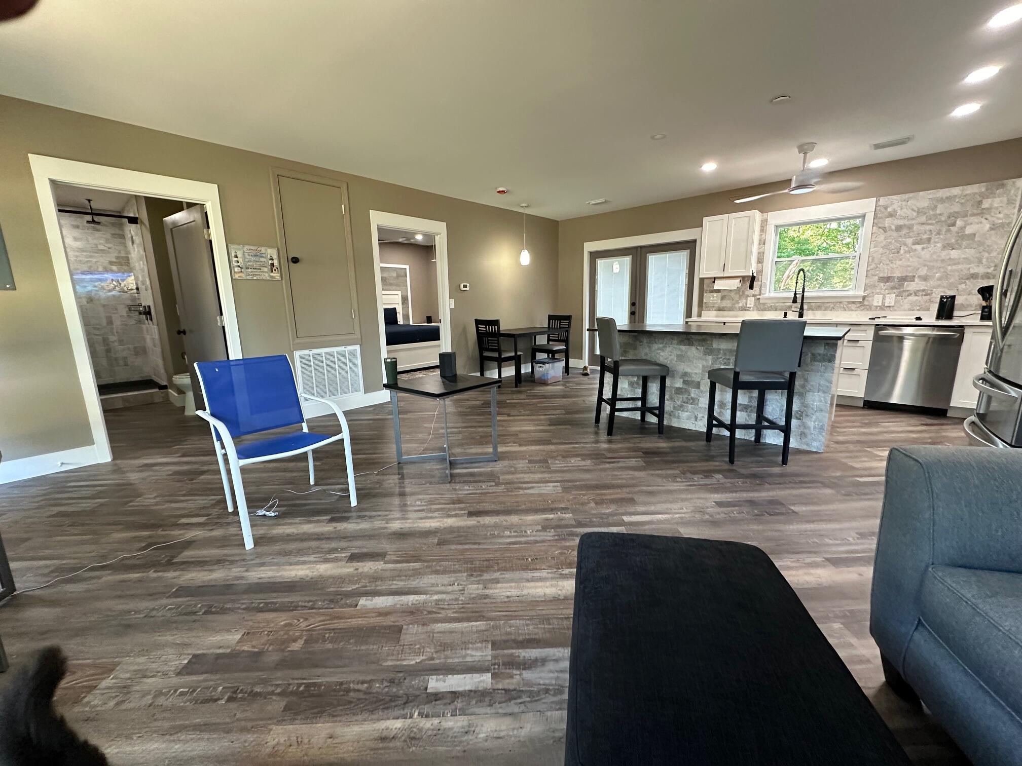 BAY SHADOW ESTATES - Residential