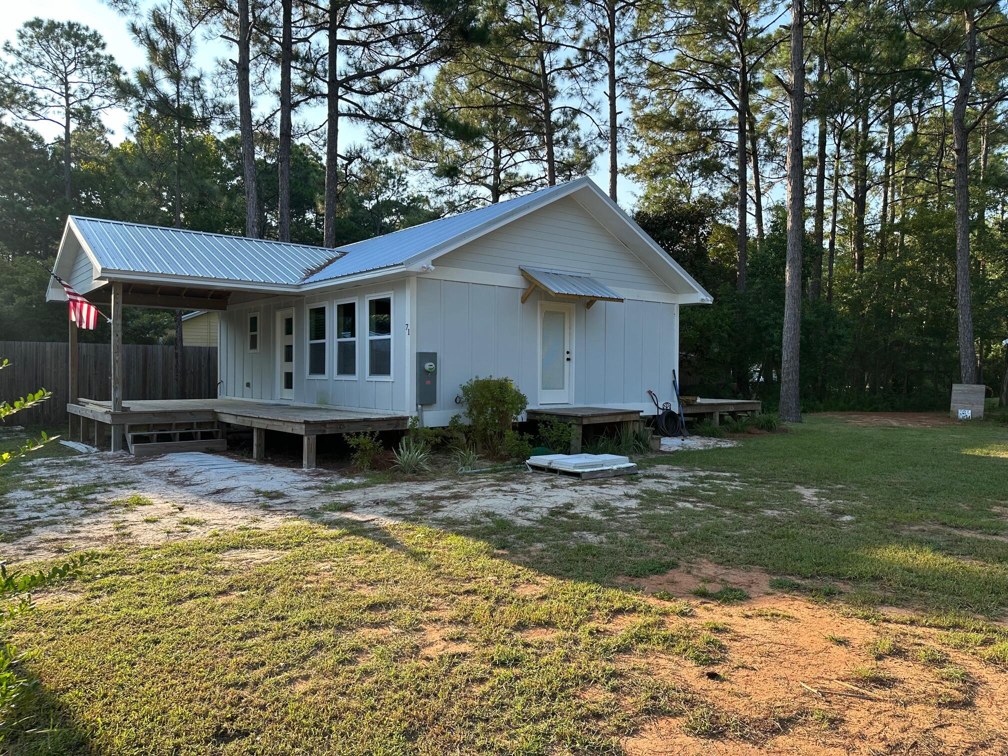BAY SHADOW ESTATES - Residential