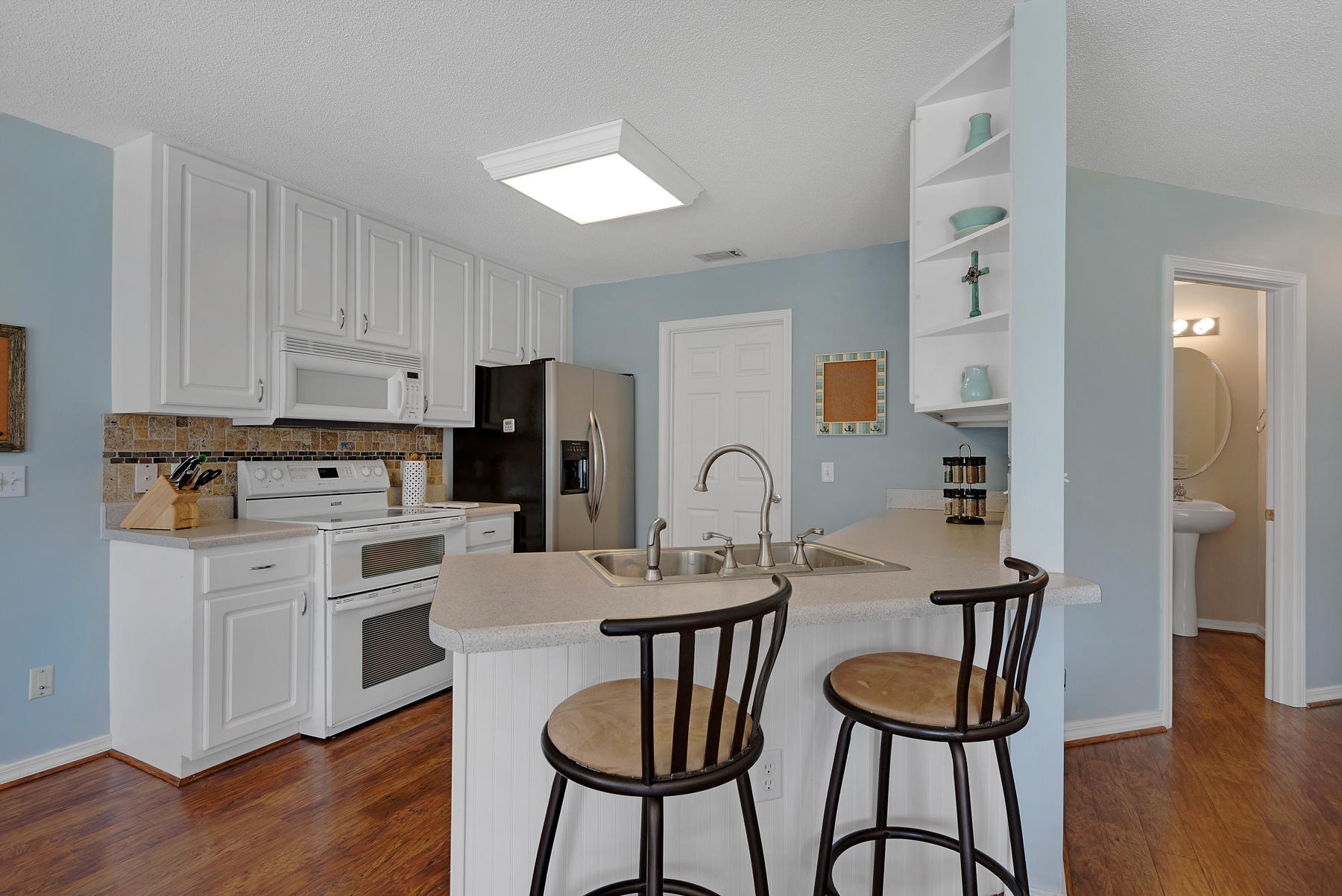 SHALIMAR COTTAGES - Residential