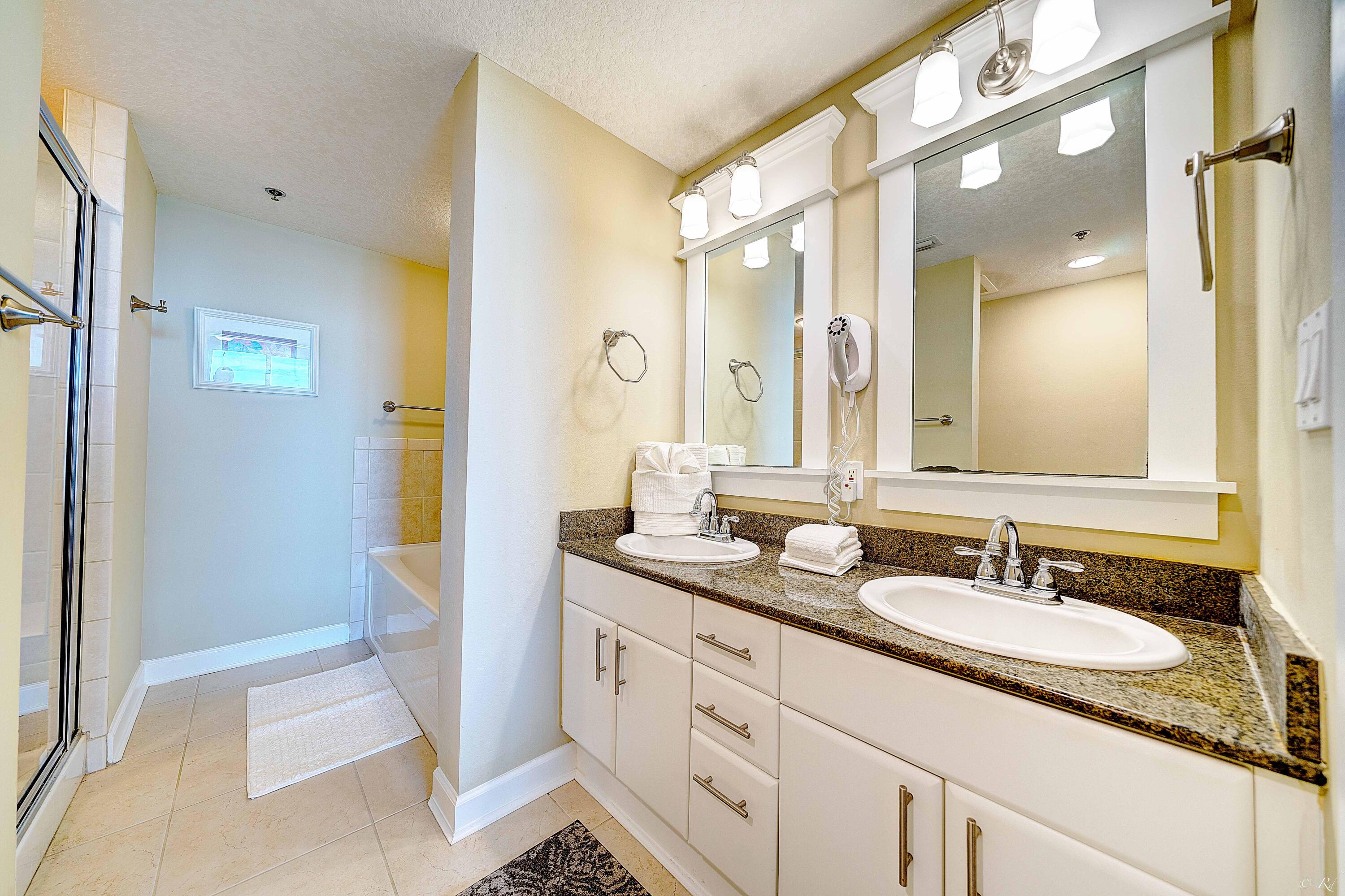 GRAND PANAMA BEACH RESORTS - Residential