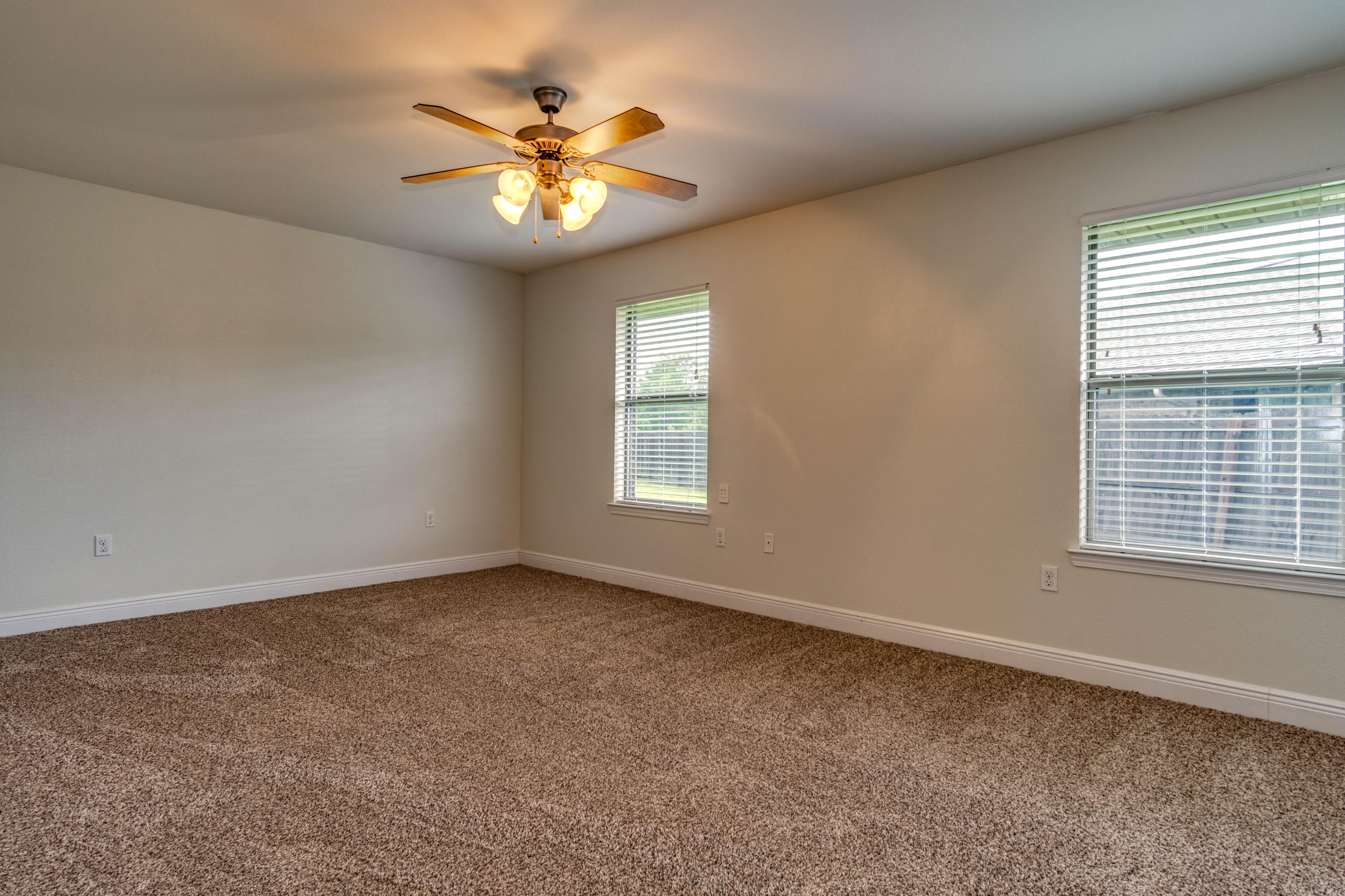 SUMMERSET ESTATES - Residential