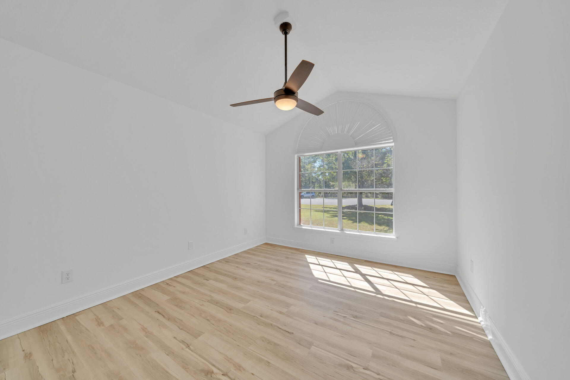 BAY HARBOUR - Residential