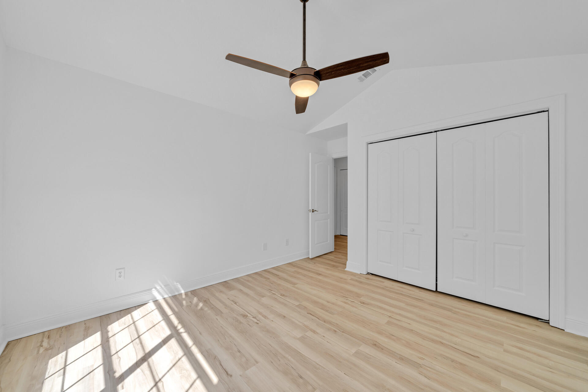 BAY HARBOUR - Residential