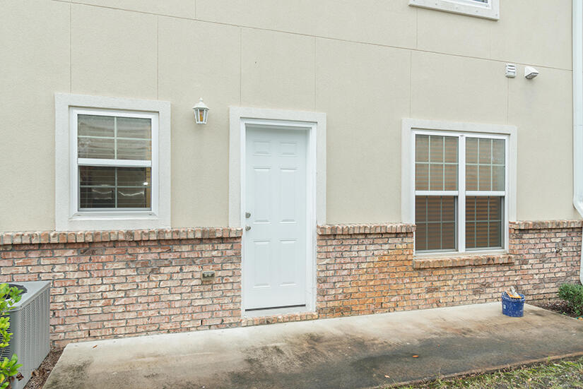 MERIDIAN SQUARE T/H - Residential Lease