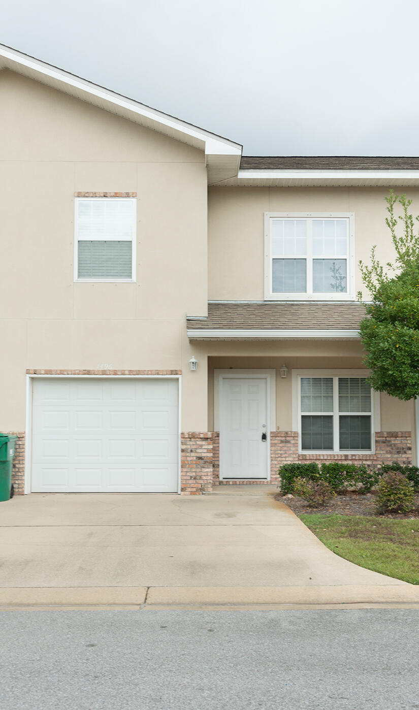 MERIDIAN SQUARE T/H - Residential Lease