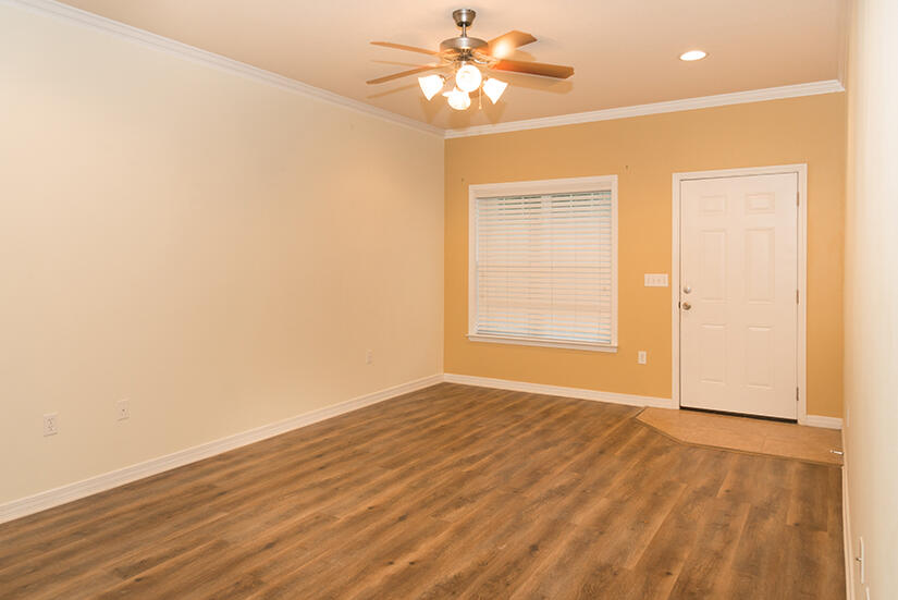 MERIDIAN SQUARE T/H - Residential Lease