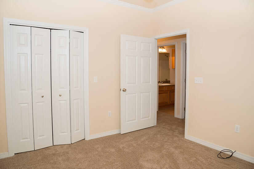 MERIDIAN SQUARE T/H - Residential Lease