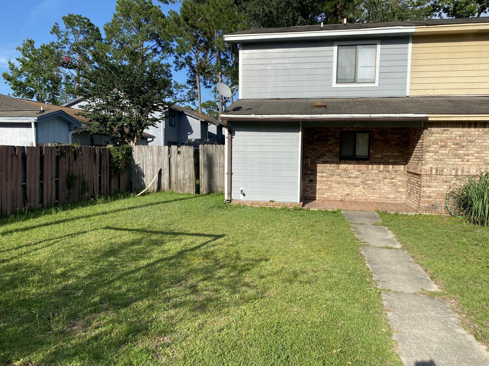 BRIGHTON WOODS - Residential Lease