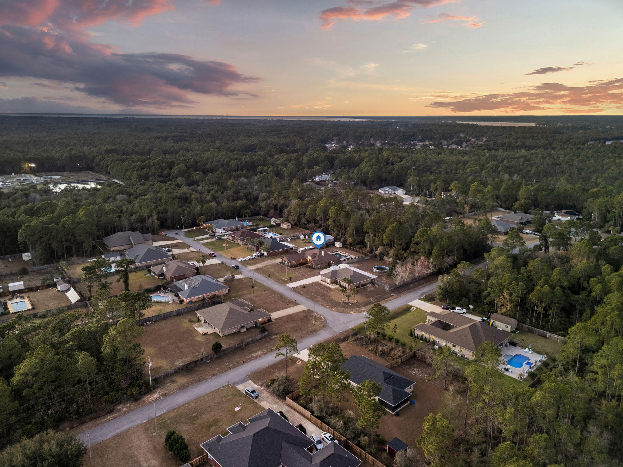 HOLLEY BY THE SEA - Residential