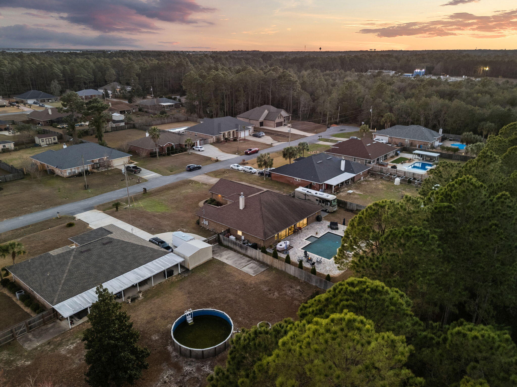 HOLLEY BY THE SEA - Residential