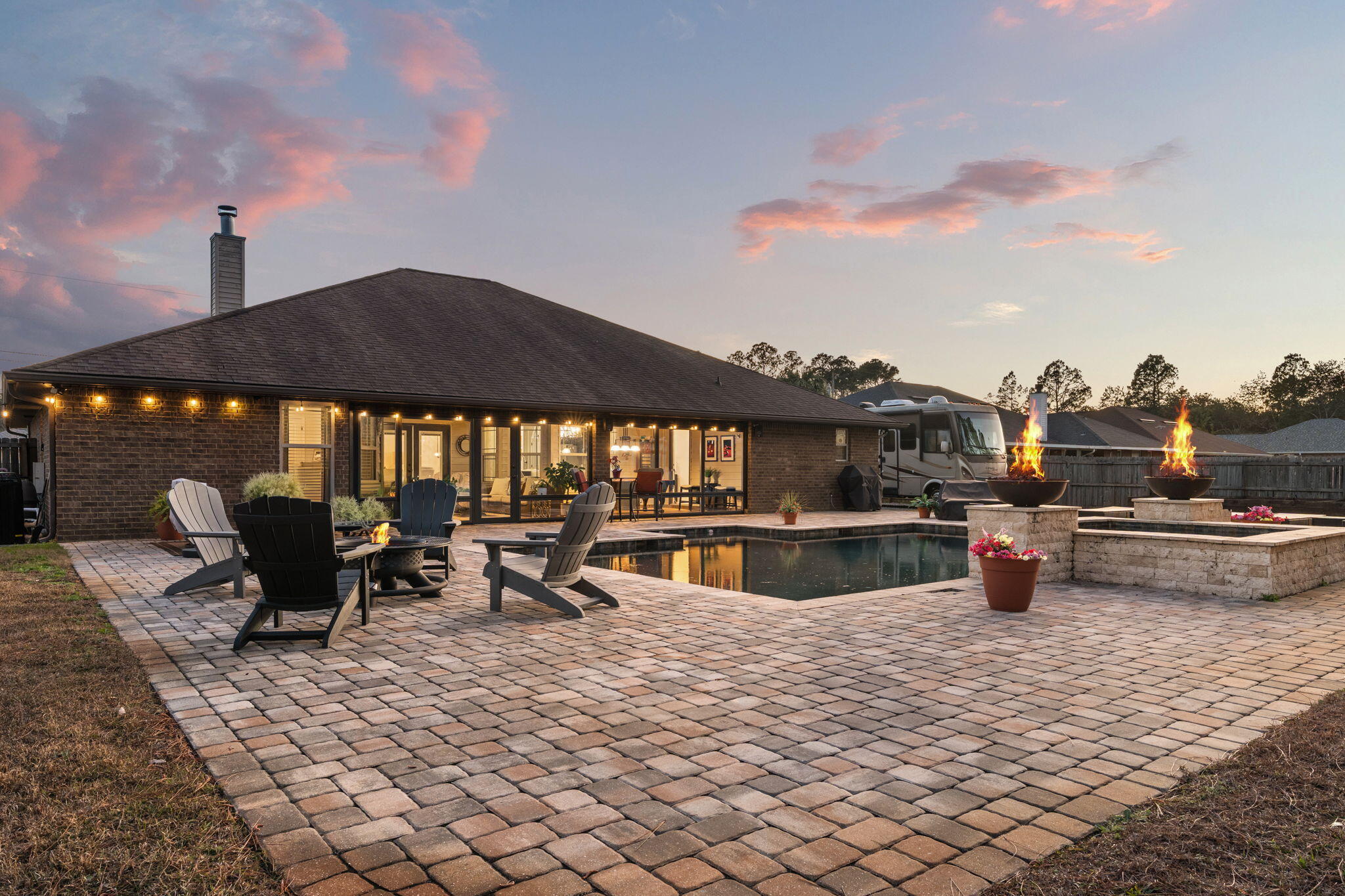 HOLLEY BY THE SEA - Residential