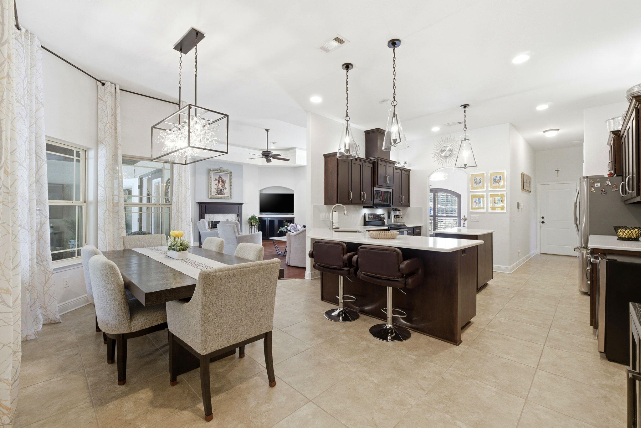 HOLLEY BY THE SEA - Residential