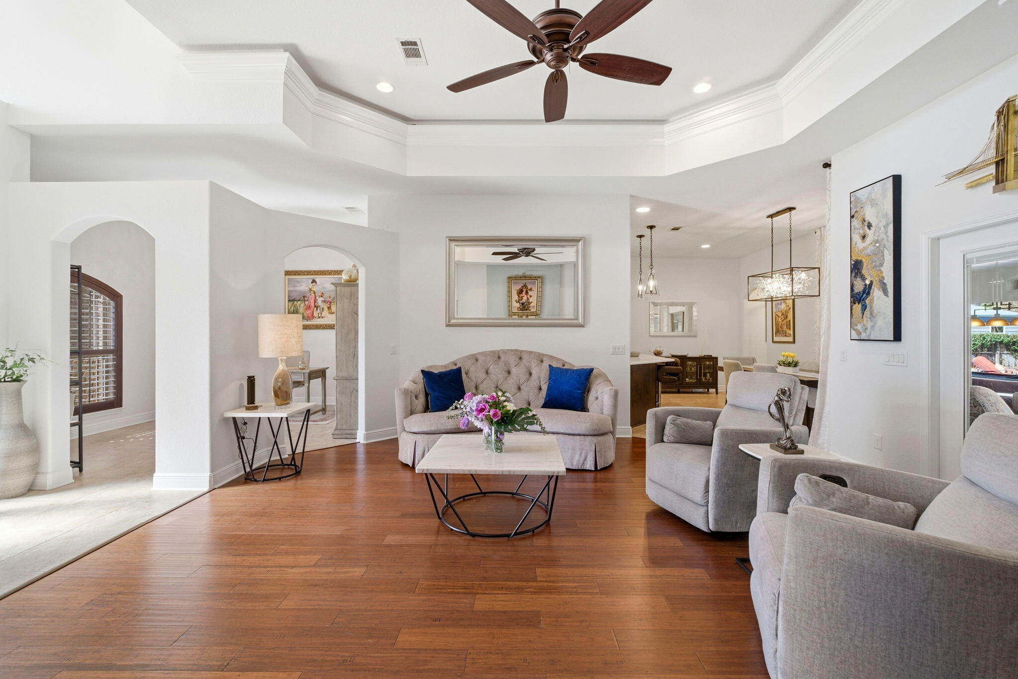 HOLLEY BY THE SEA - Residential