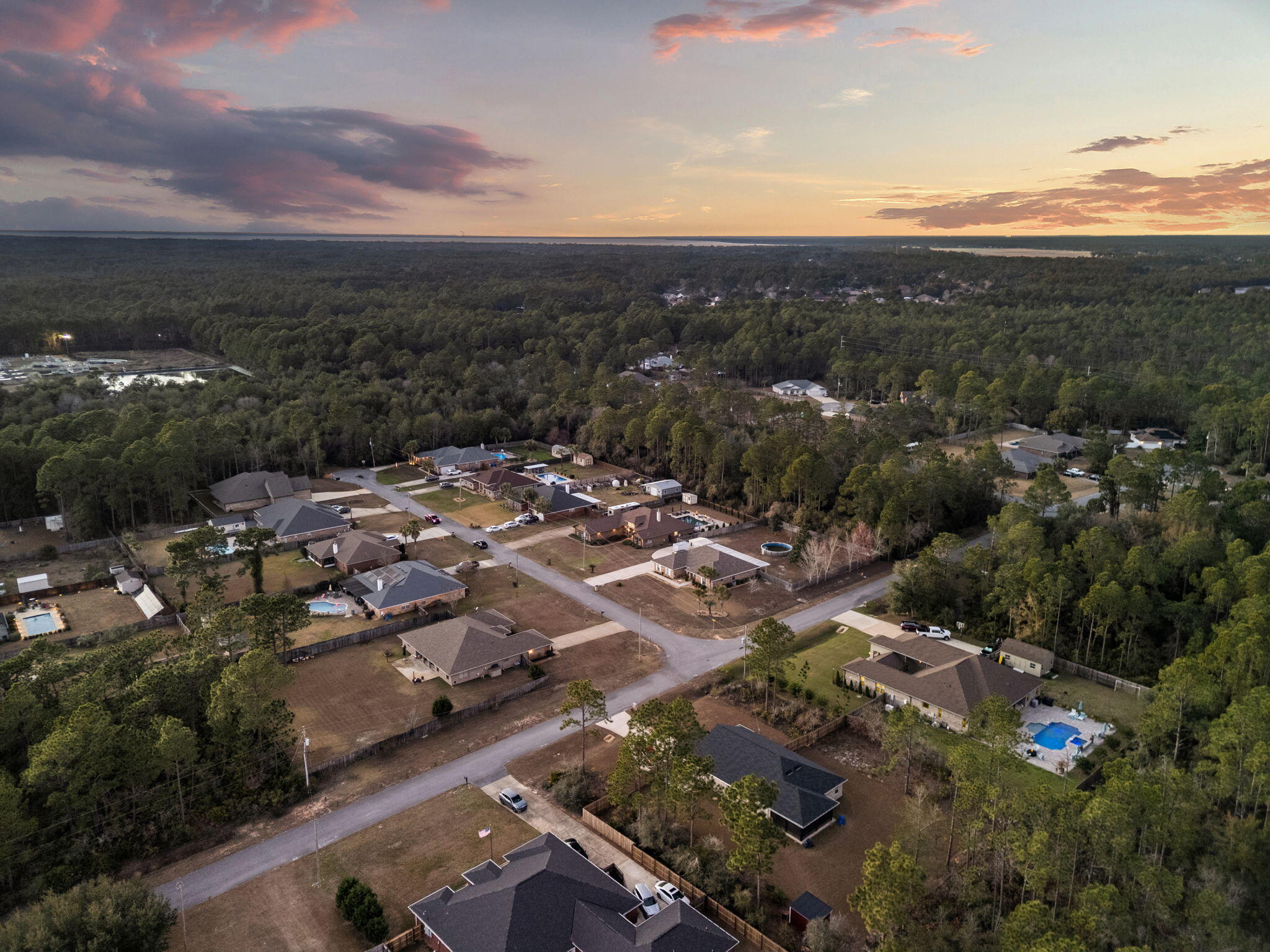 HOLLEY BY THE SEA - Residential