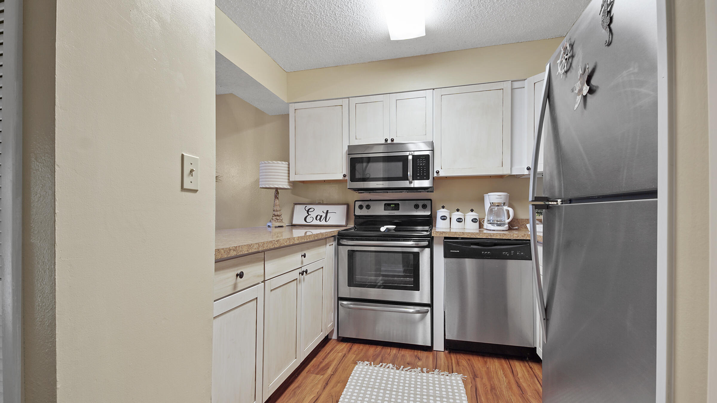 PORTSIDE CONDO - Residential Lease