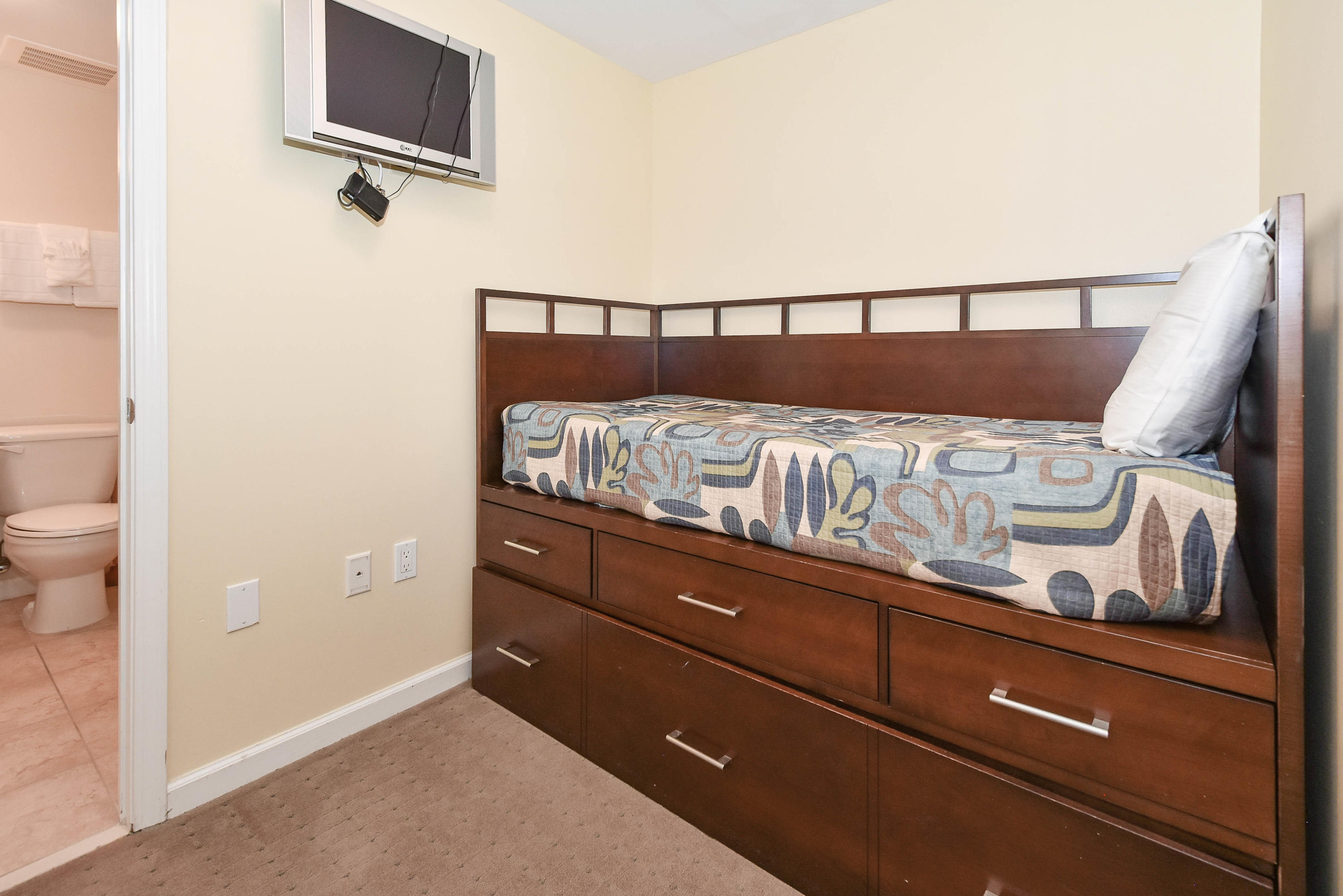 THE PALMS OF DESTIN - Residential