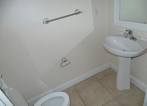 OLD BAY T/H - Residential Lease