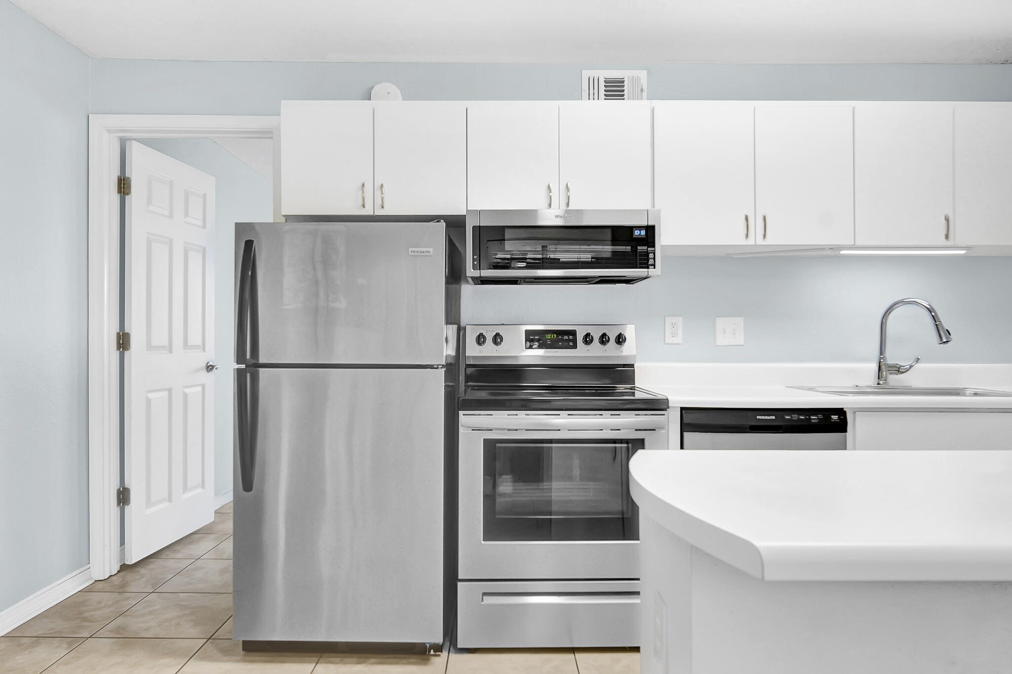 TROPICAL ISLE CONDO - Residential