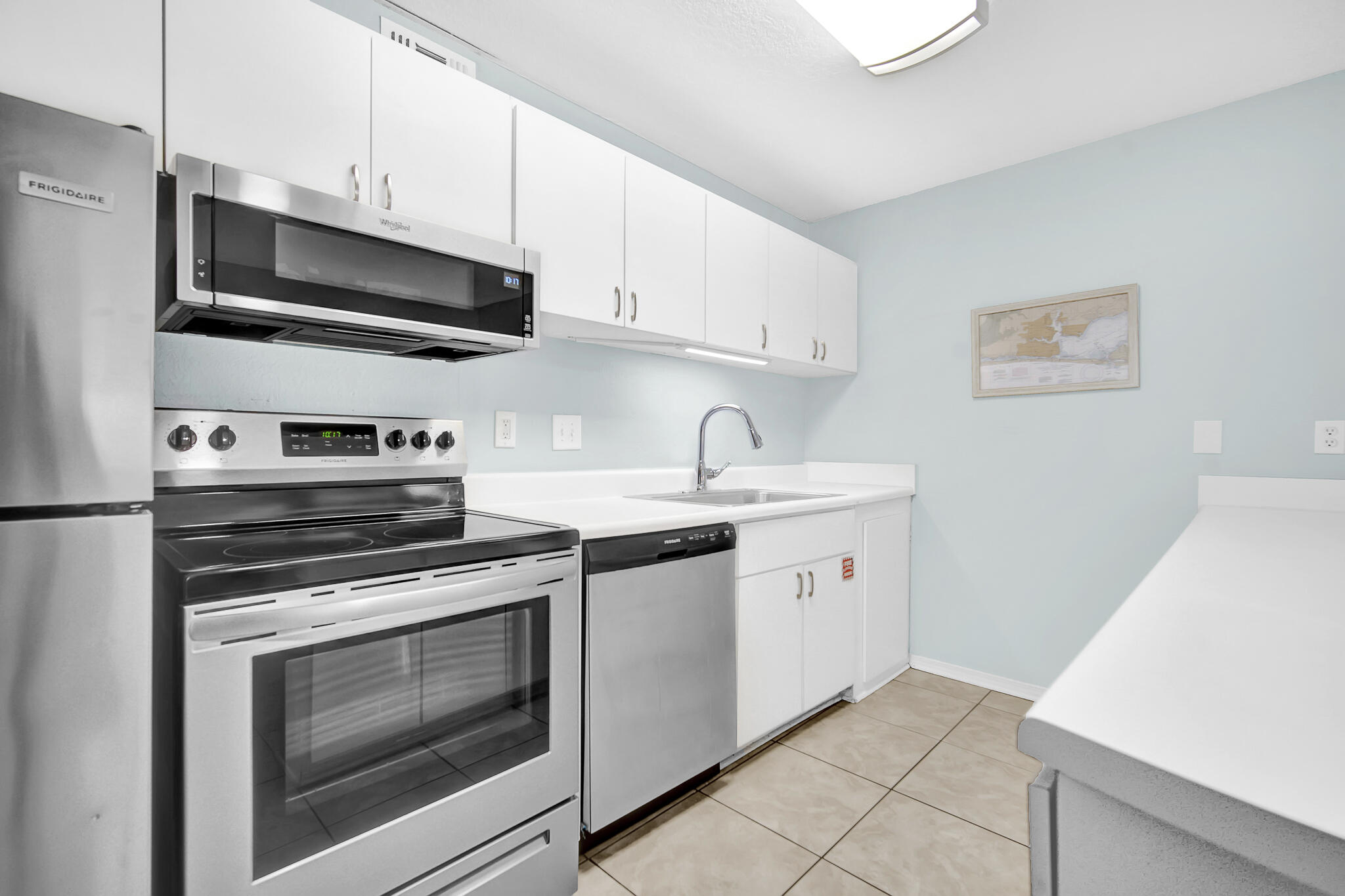 TROPICAL ISLE CONDO - Residential