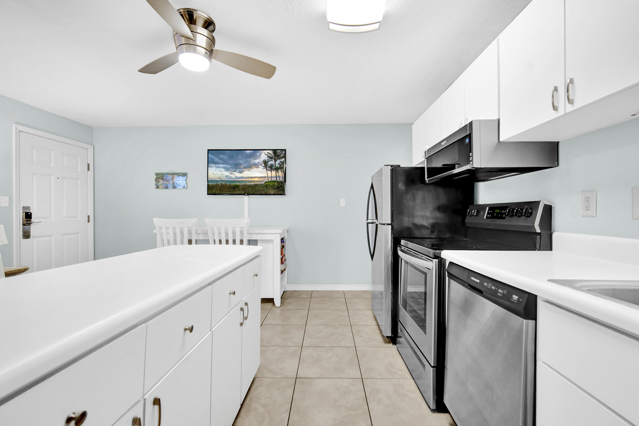 TROPICAL ISLE CONDO - Residential