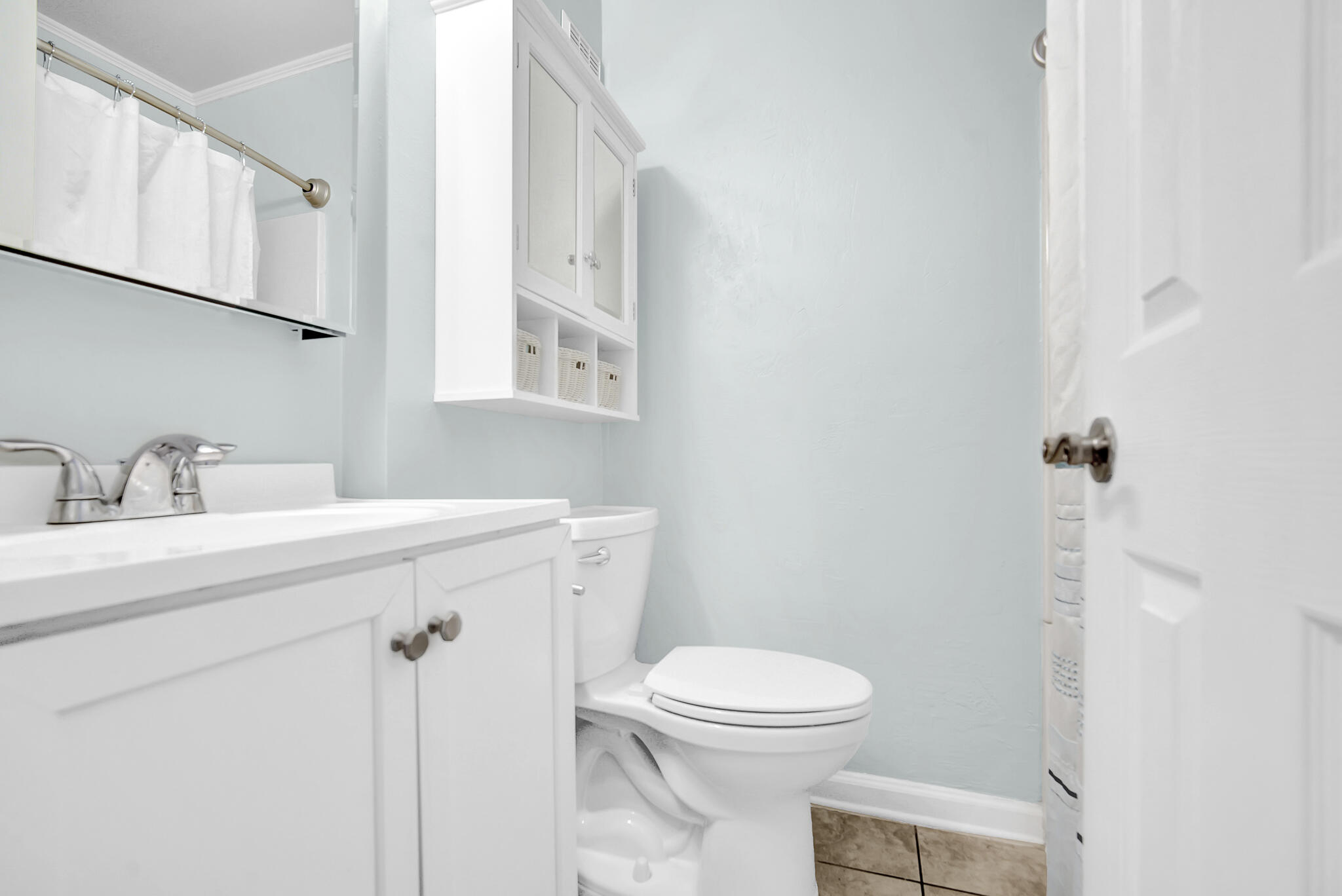 TROPICAL ISLE CONDO - Residential