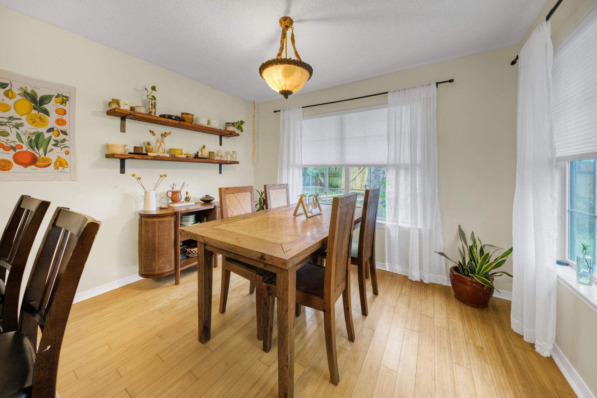 AZALEA GARDENS DESTIN - Residential