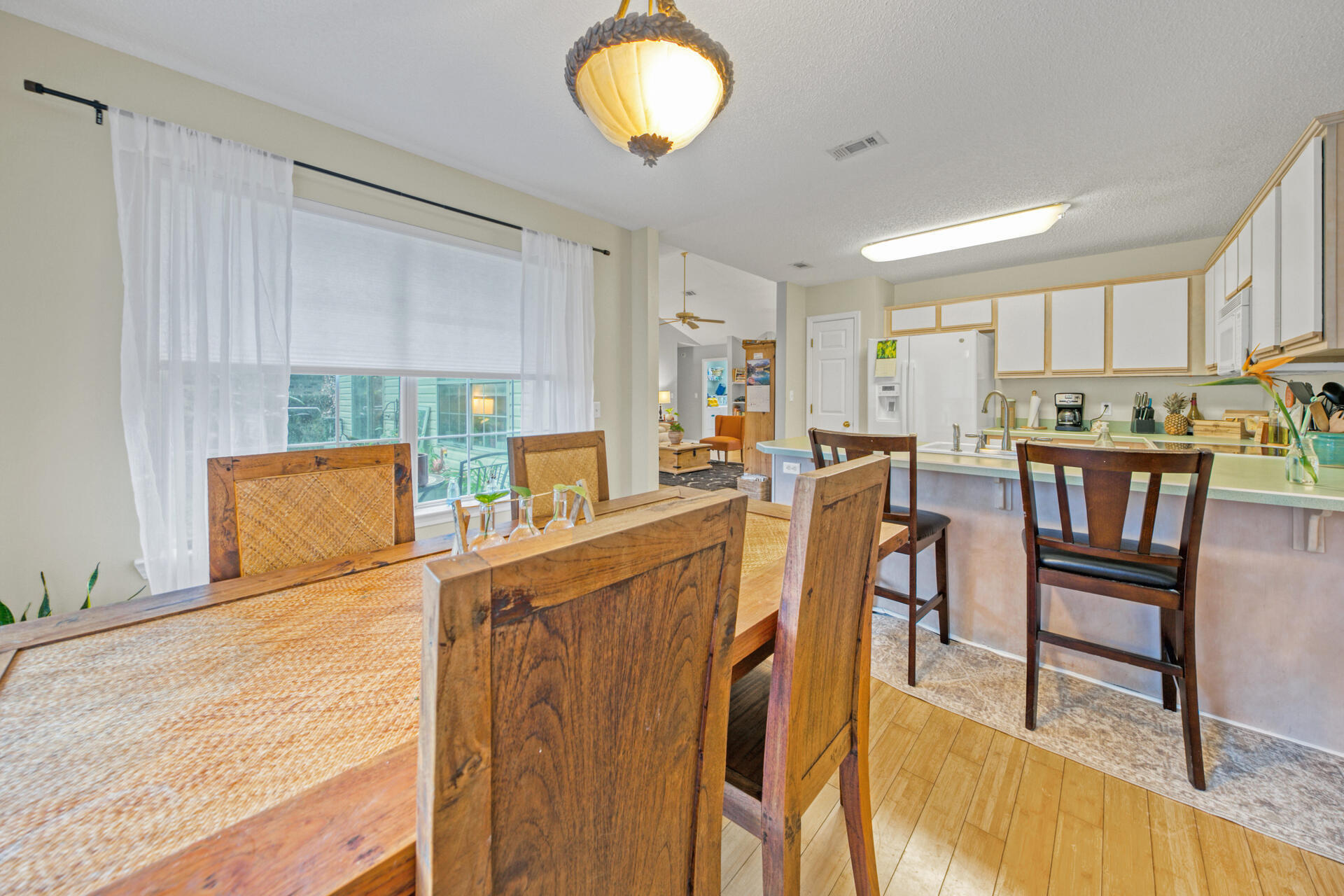 AZALEA GARDENS DESTIN - Residential