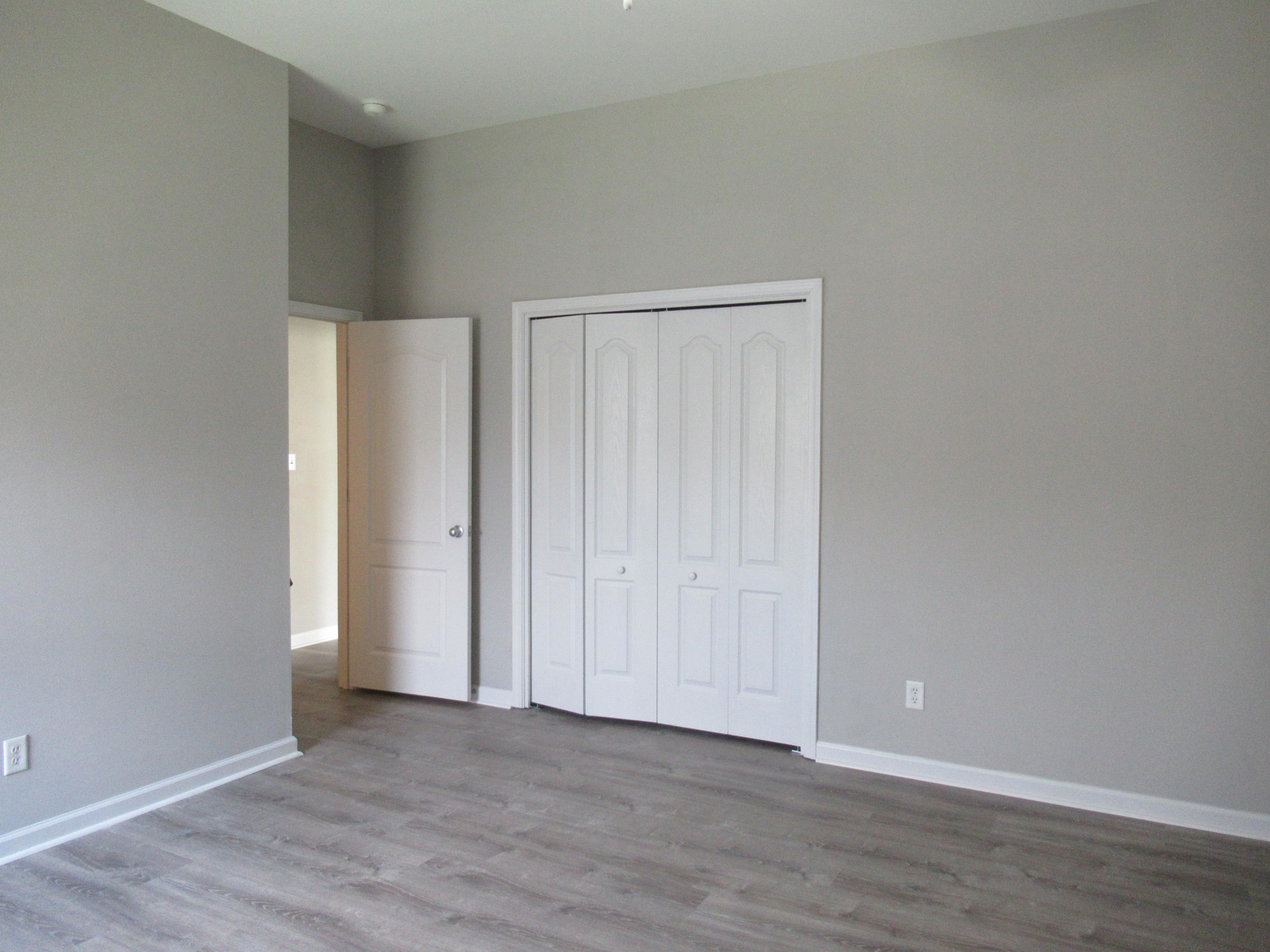 BRANDON OAKS 2ND ADD - Residential