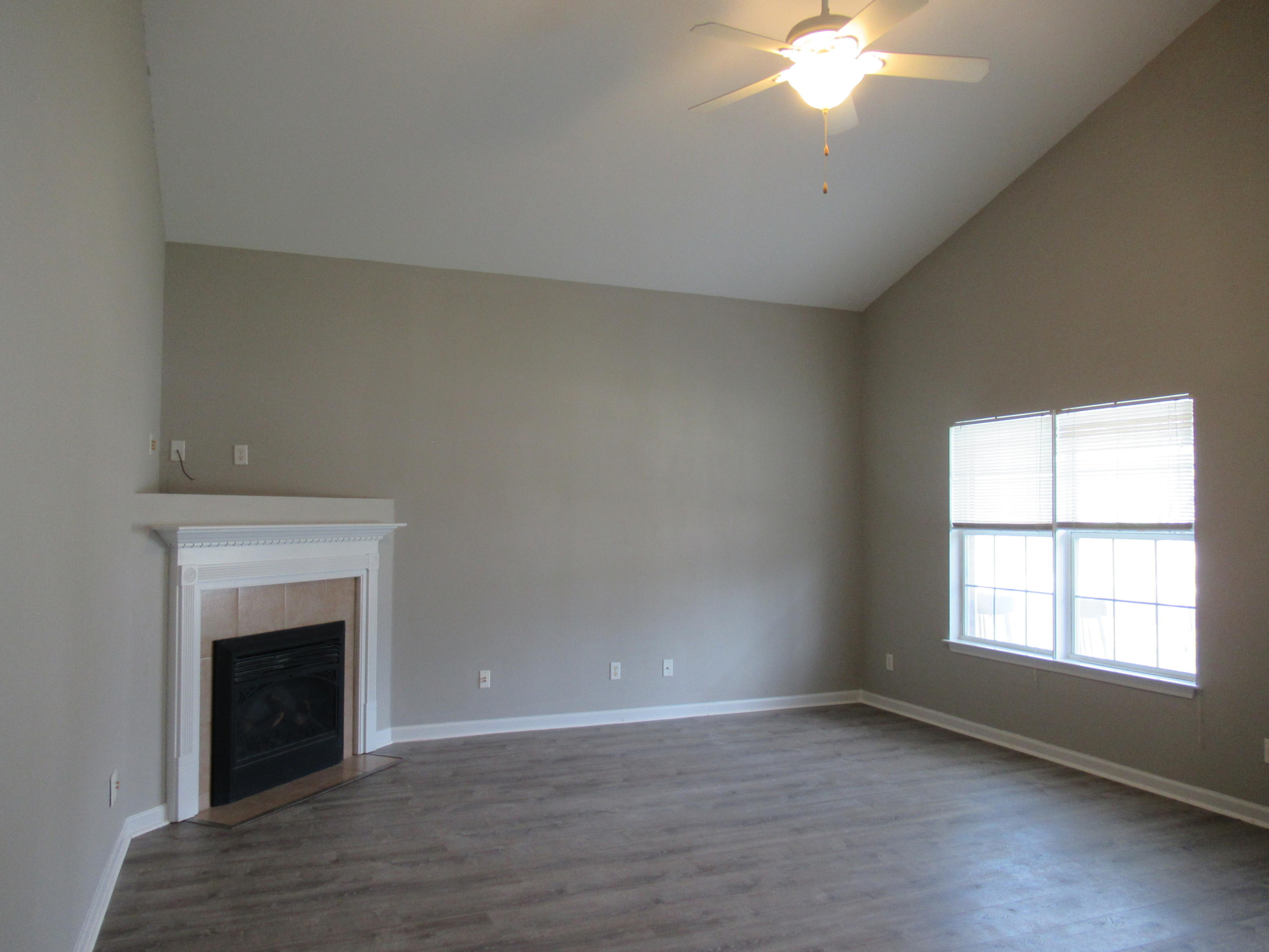 BRANDON OAKS 2ND ADD - Residential
