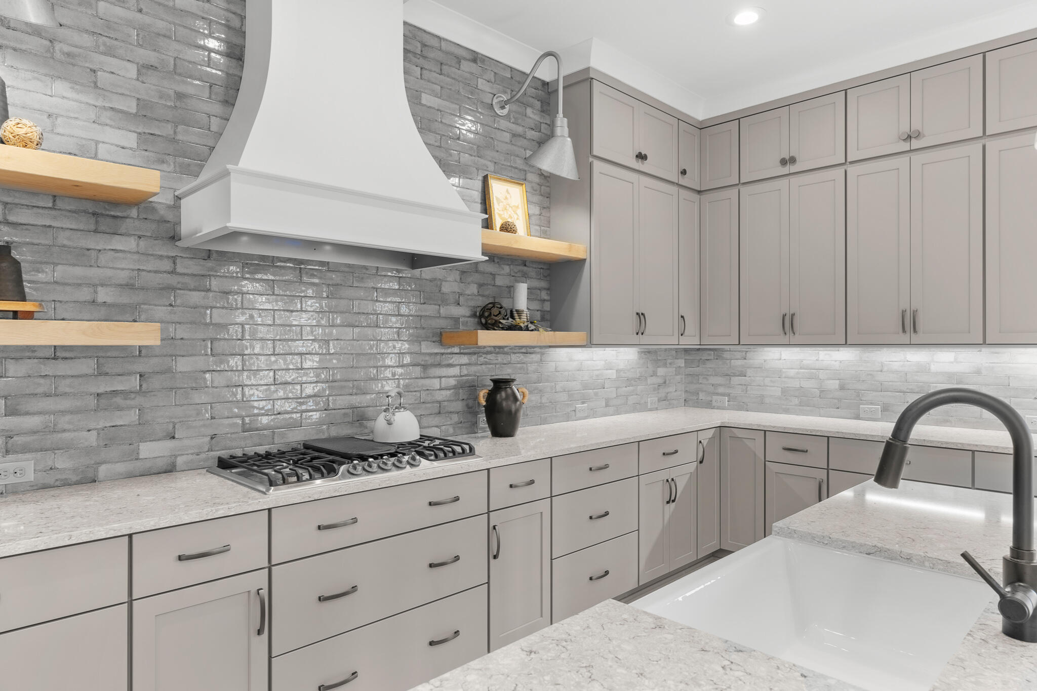 Addie's Place in Bluewater Bay - Residential
