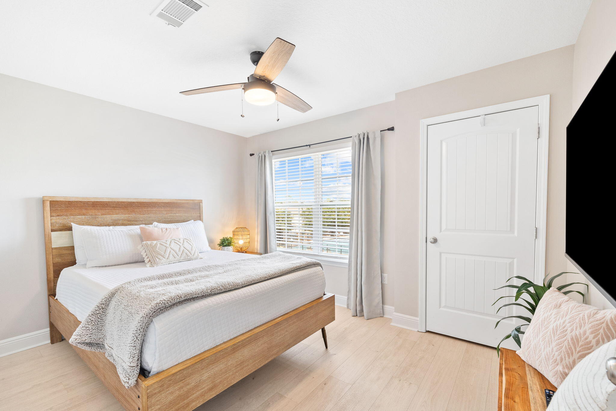 WEST SHORE PLACE - Residential