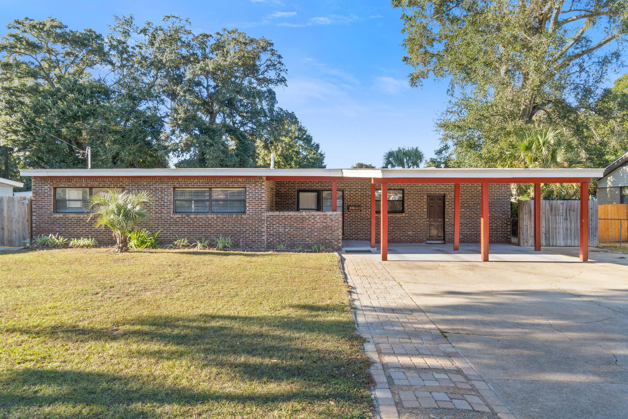 WOODLAND HEIGHTS - Residential