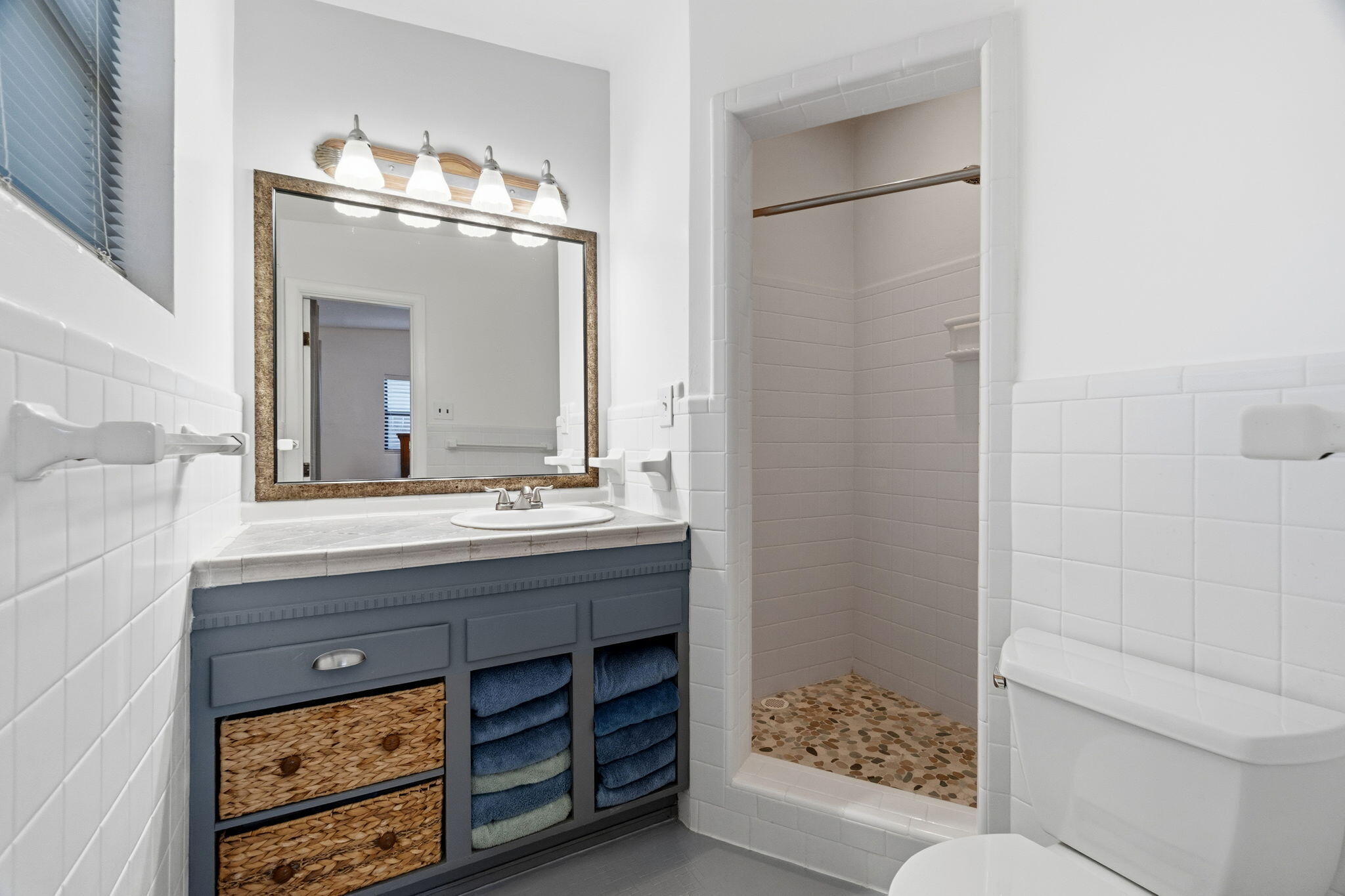 WOODLAND HEIGHTS - Residential