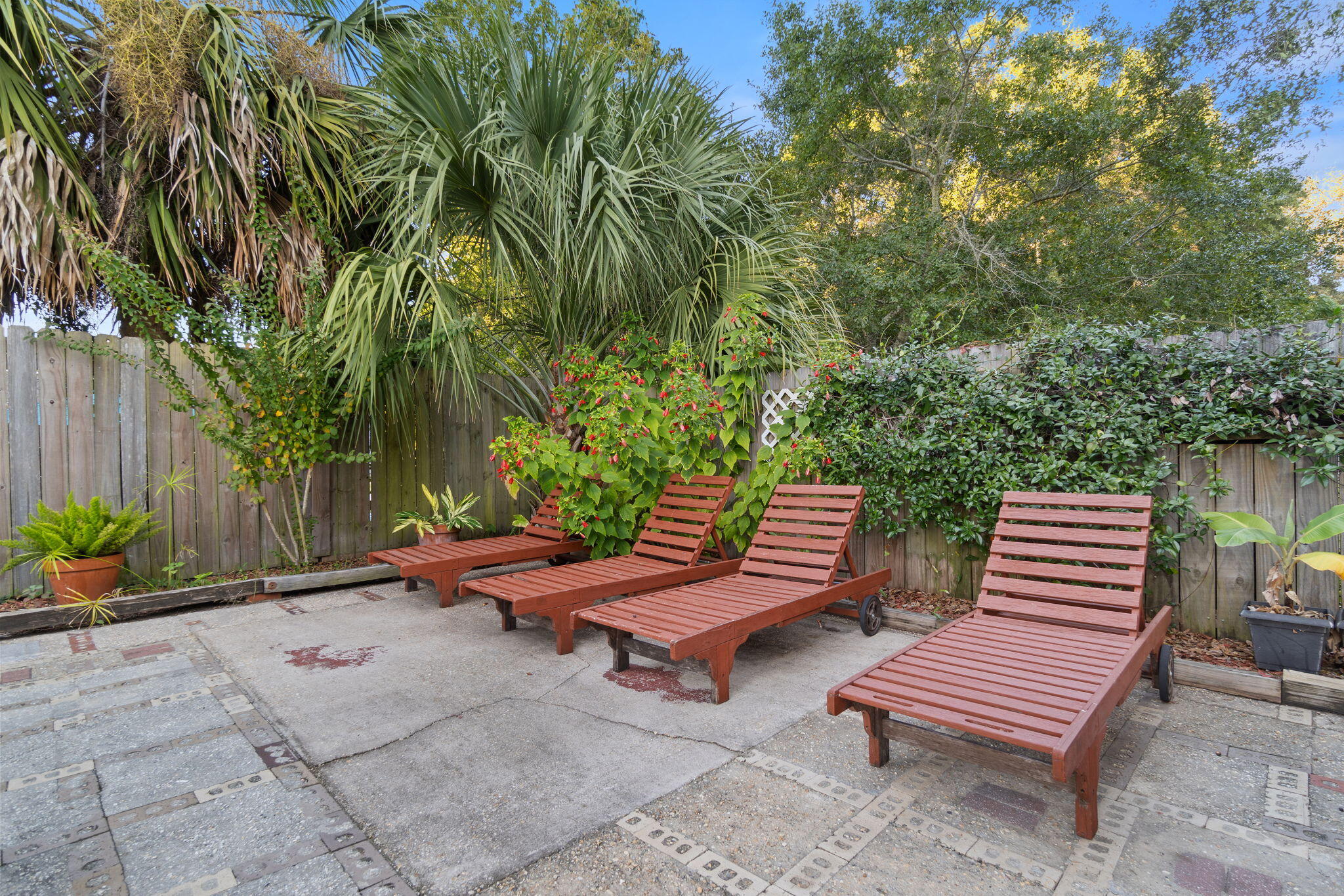 WOODLAND HEIGHTS - Residential