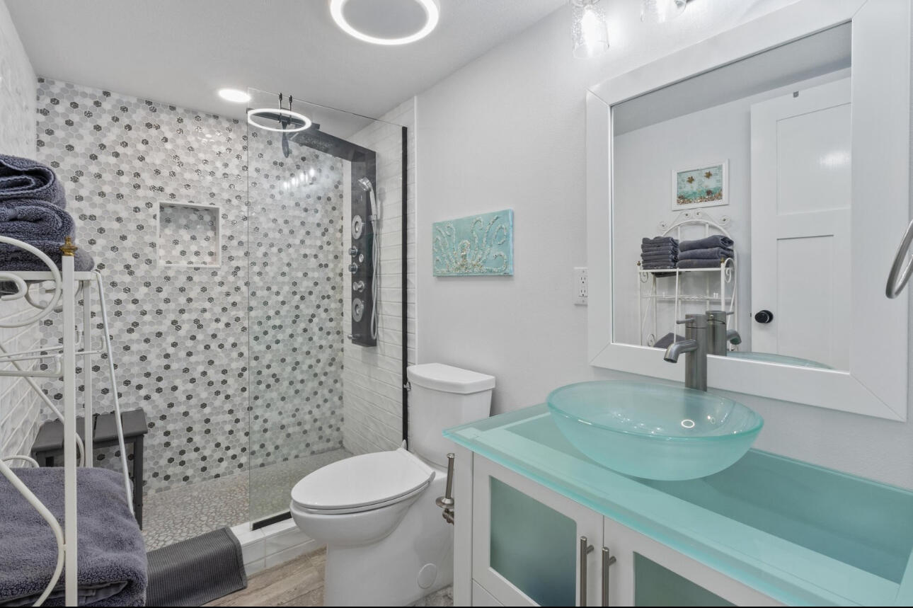 DOLPHIN POINT CONDO - Residential