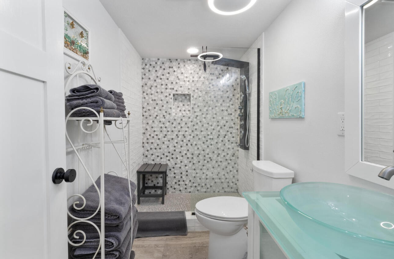 DOLPHIN POINT CONDO - Residential