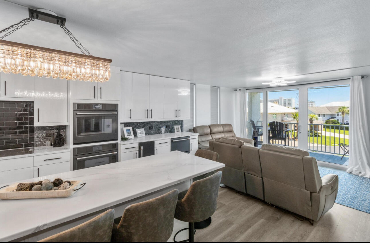 DOLPHIN POINT CONDO - Residential