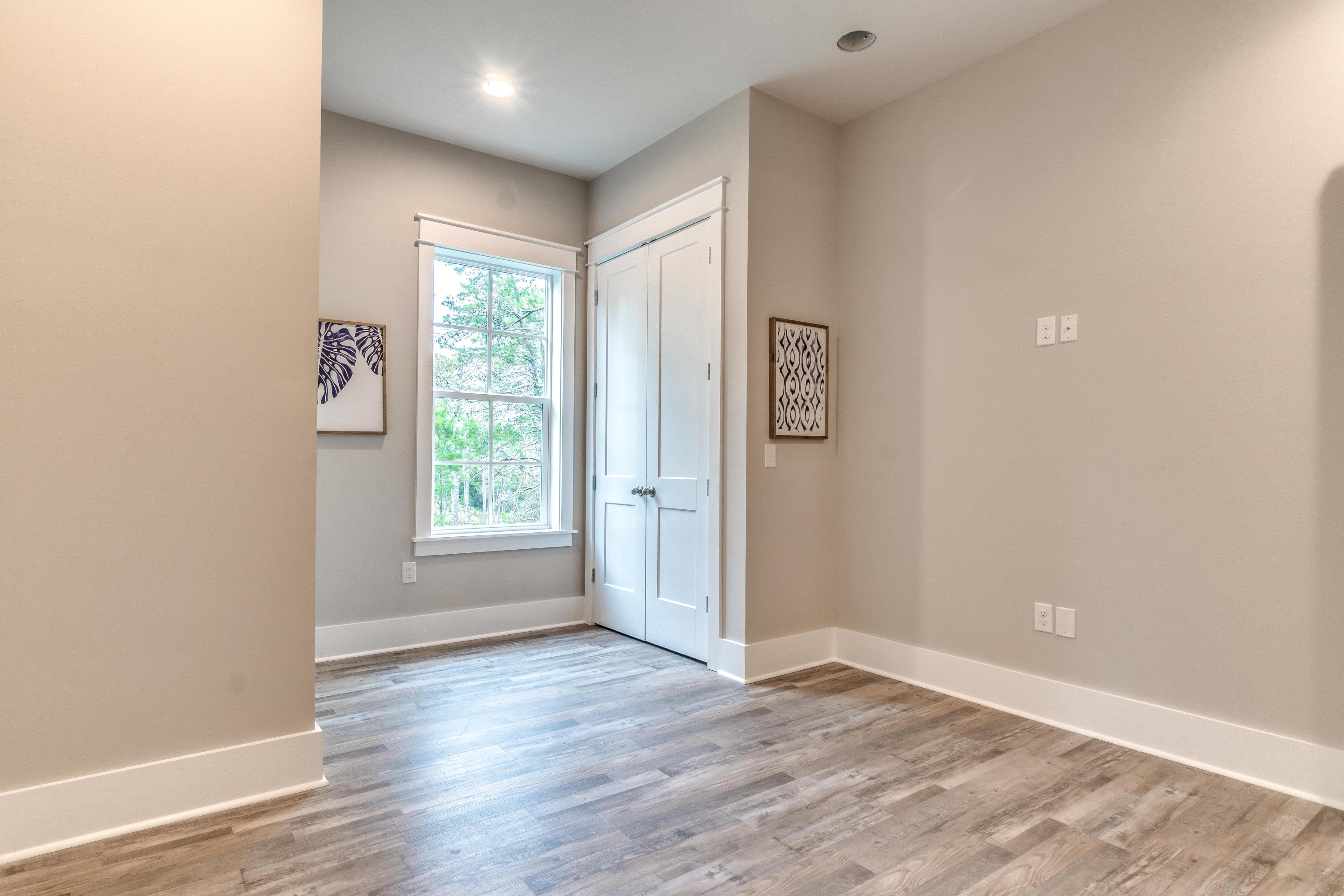 LAKESIDE AT BLUE MOUNTAIN BEACH - Residential