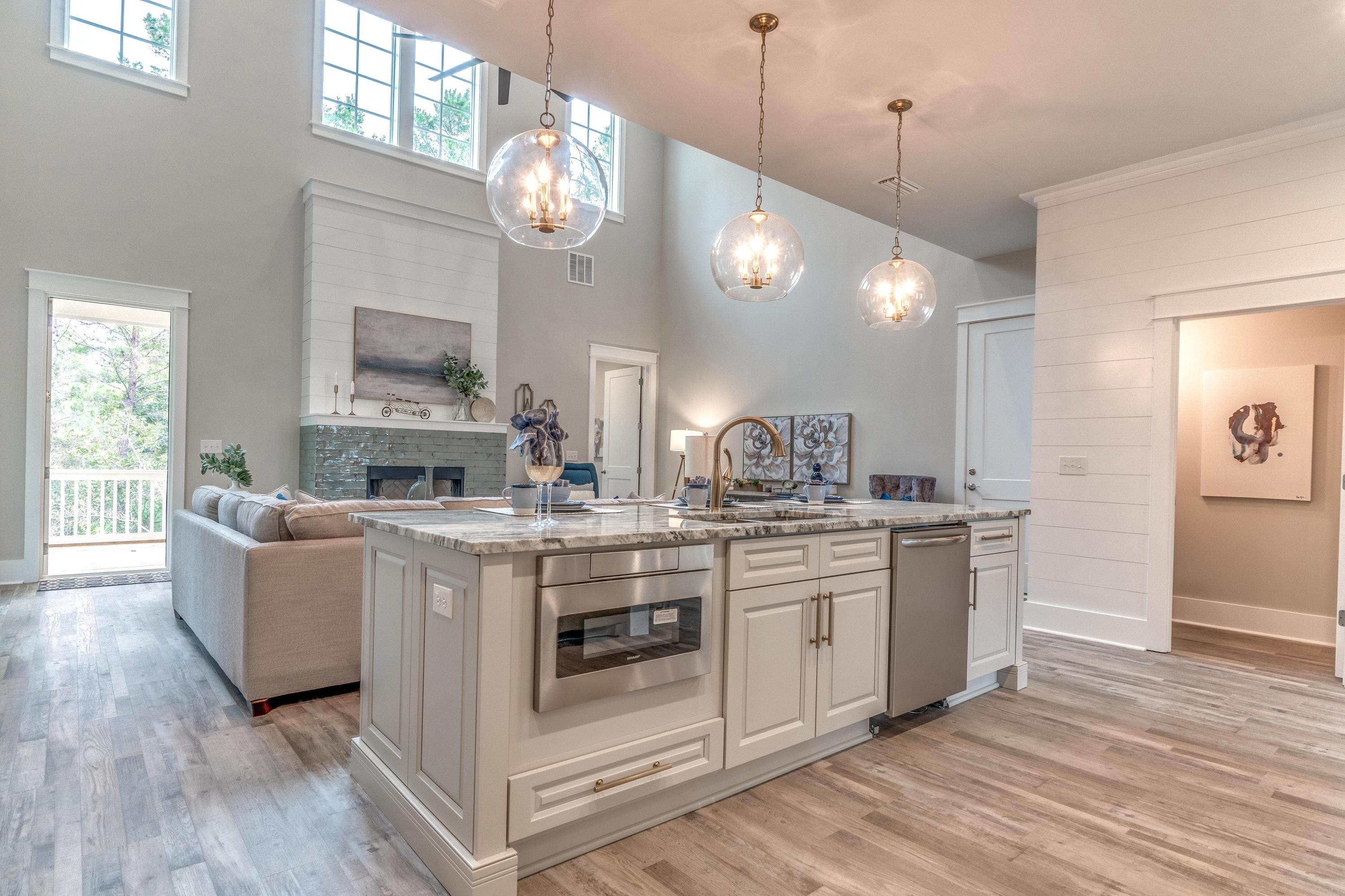 LAKESIDE AT BLUE MOUNTAIN BEACH - Residential