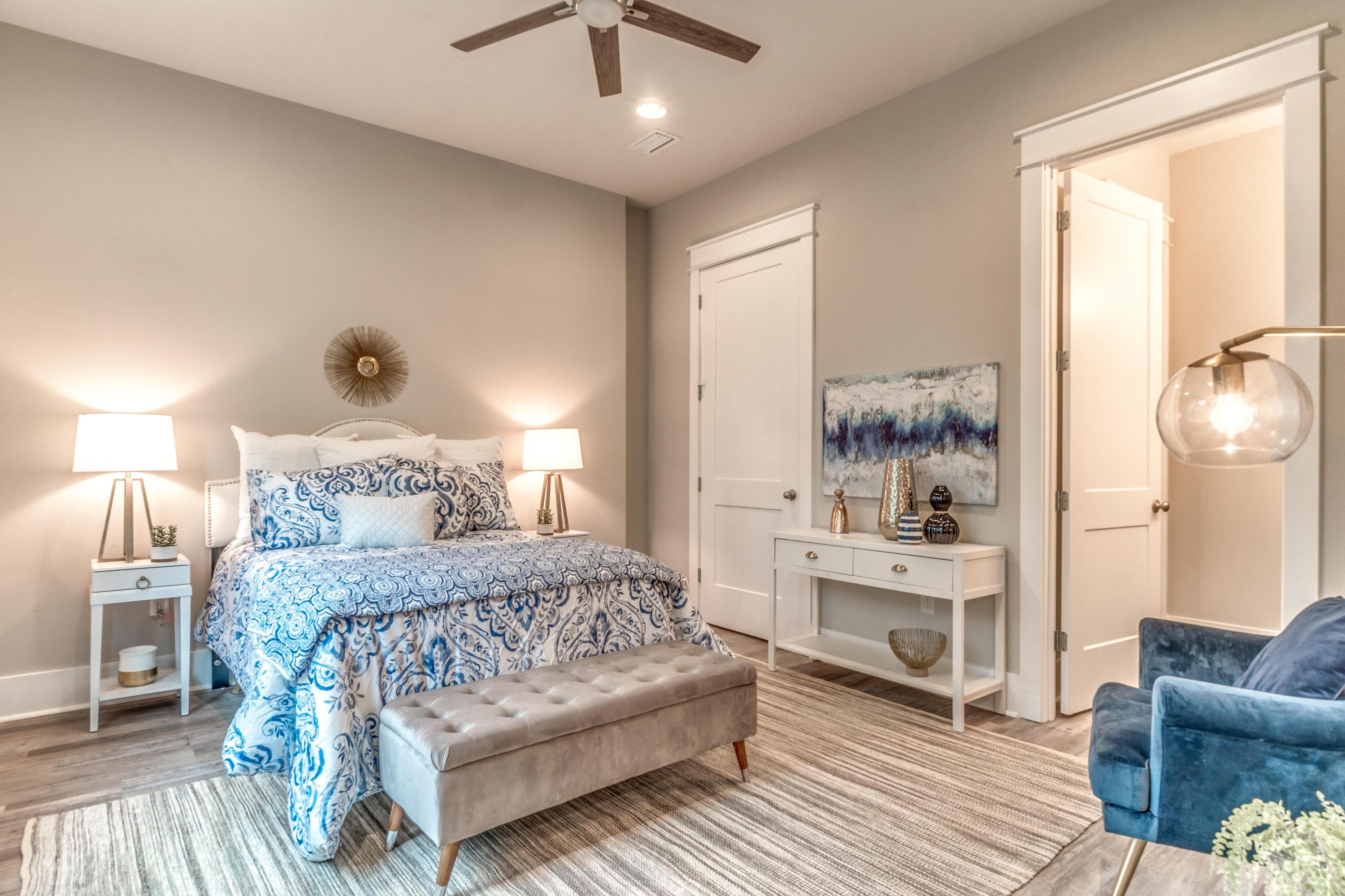 LAKESIDE AT BLUE MOUNTAIN BEACH - Residential