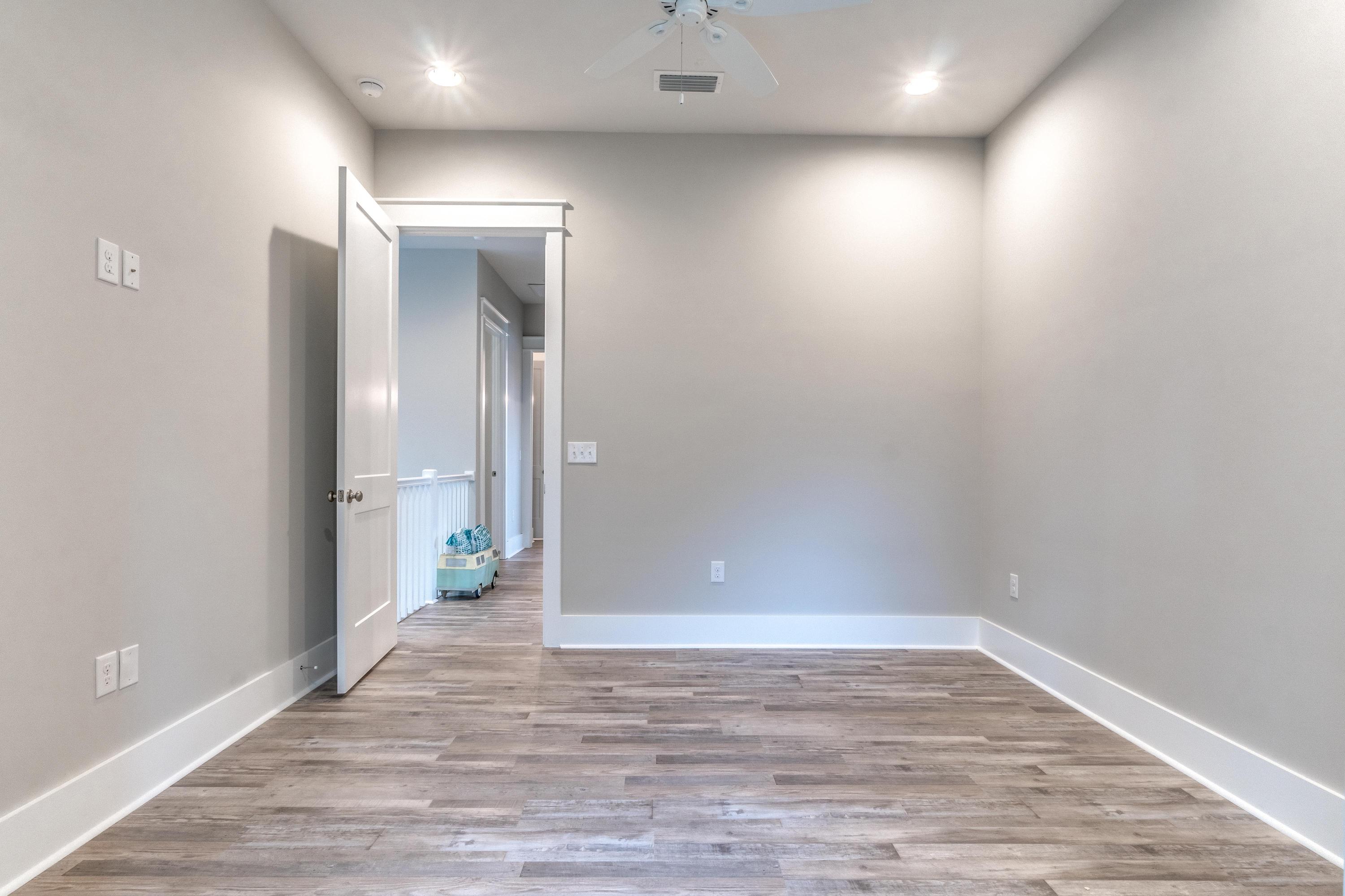 LAKESIDE AT BLUE MOUNTAIN BEACH - Residential