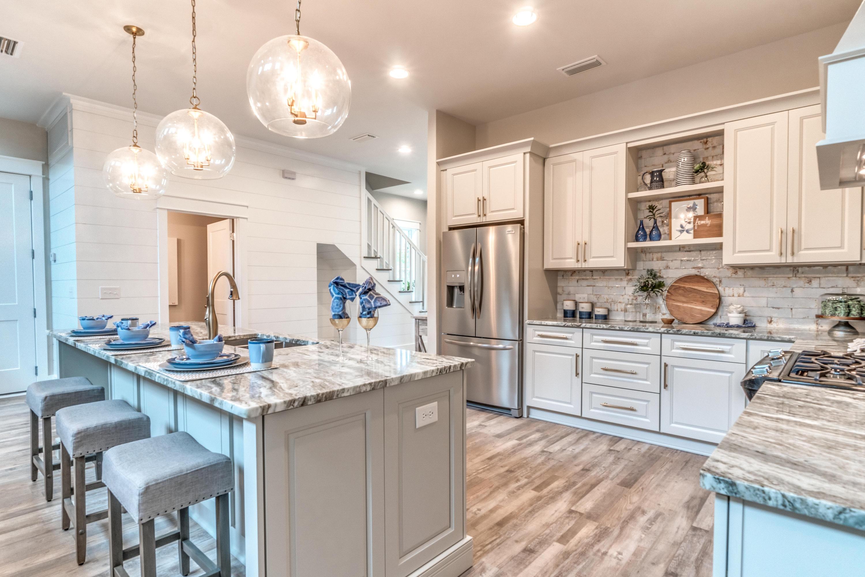 LAKESIDE AT BLUE MOUNTAIN BEACH - Residential