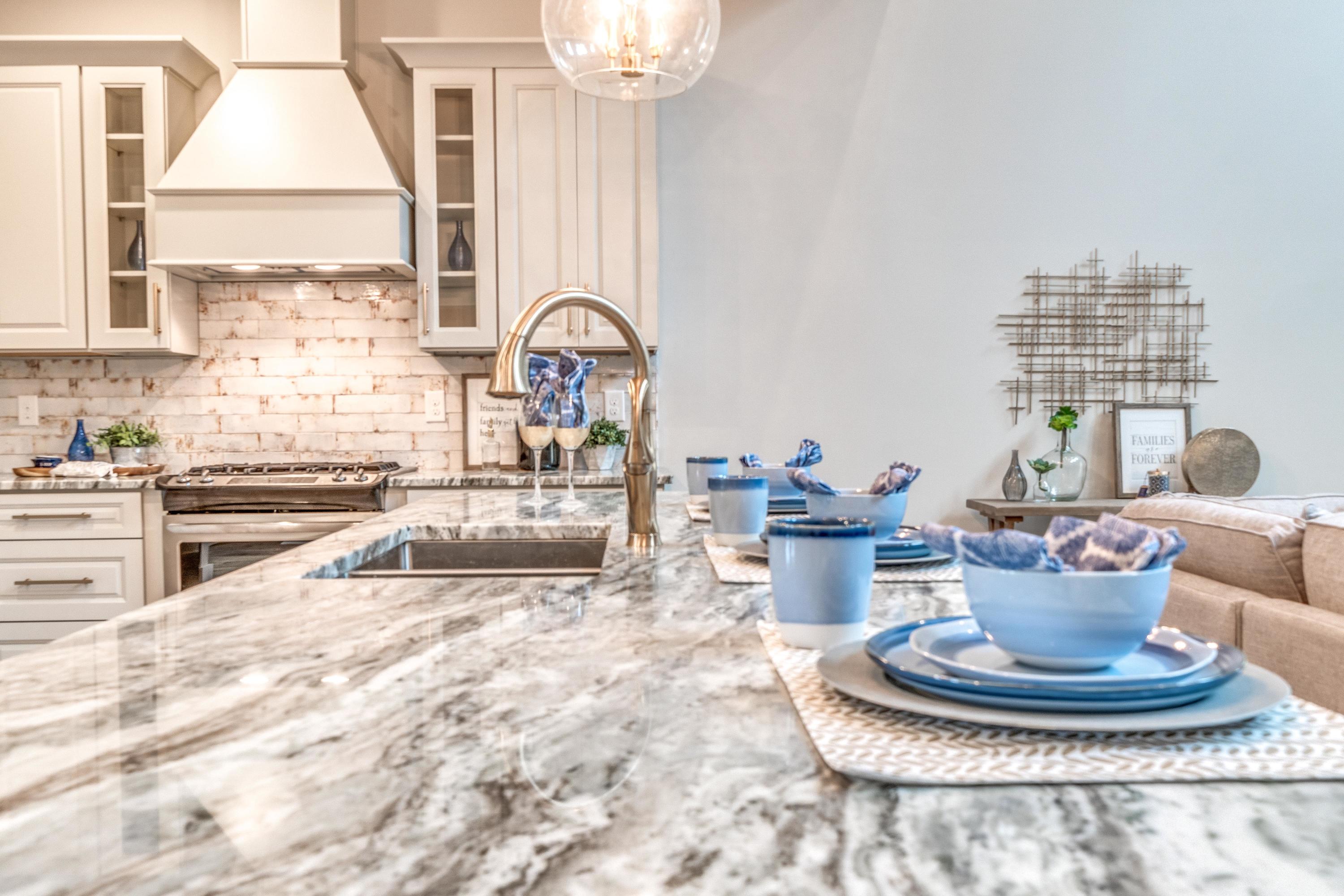 LAKESIDE AT BLUE MOUNTAIN BEACH - Residential