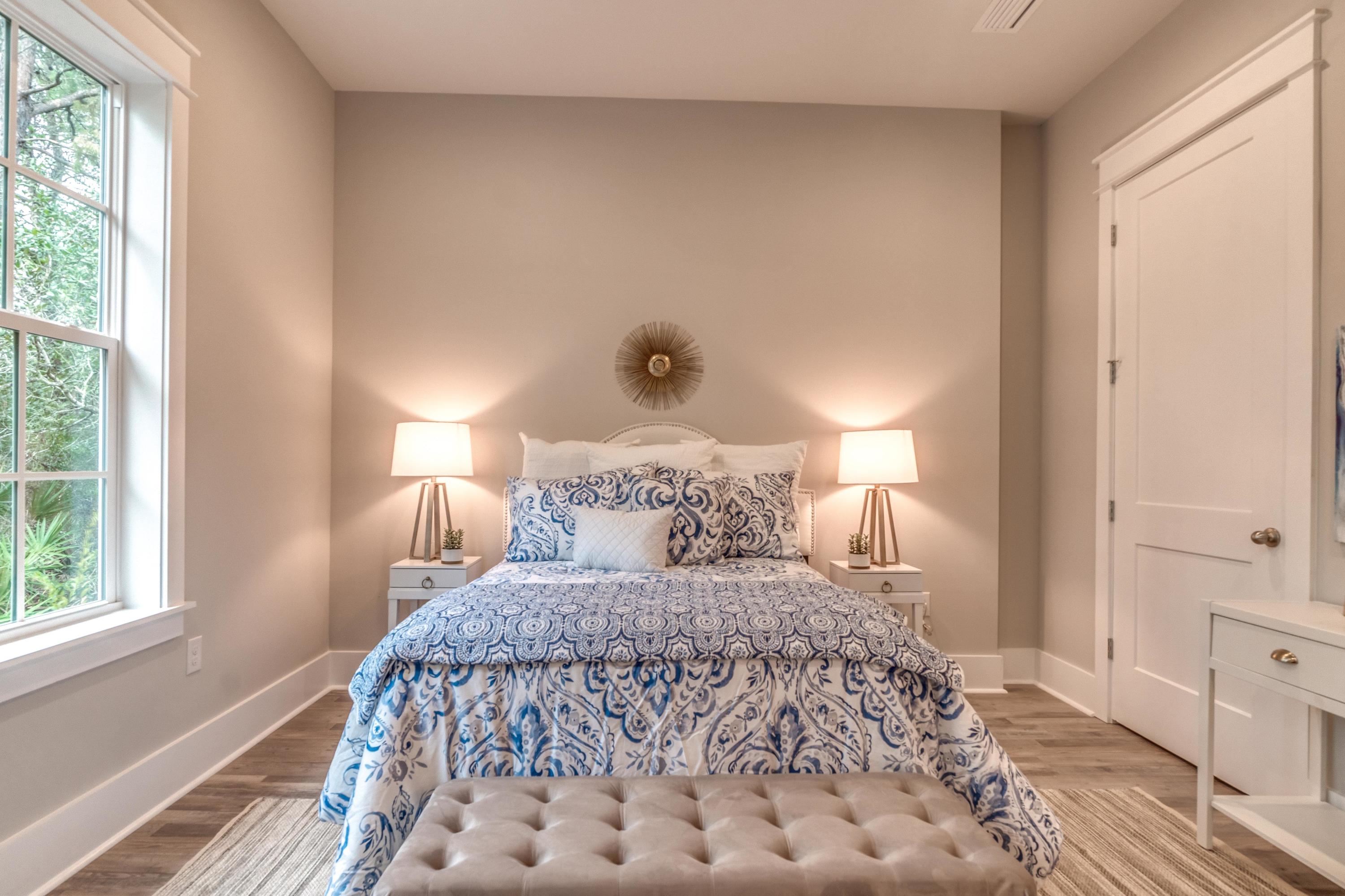 LAKESIDE AT BLUE MOUNTAIN BEACH - Residential