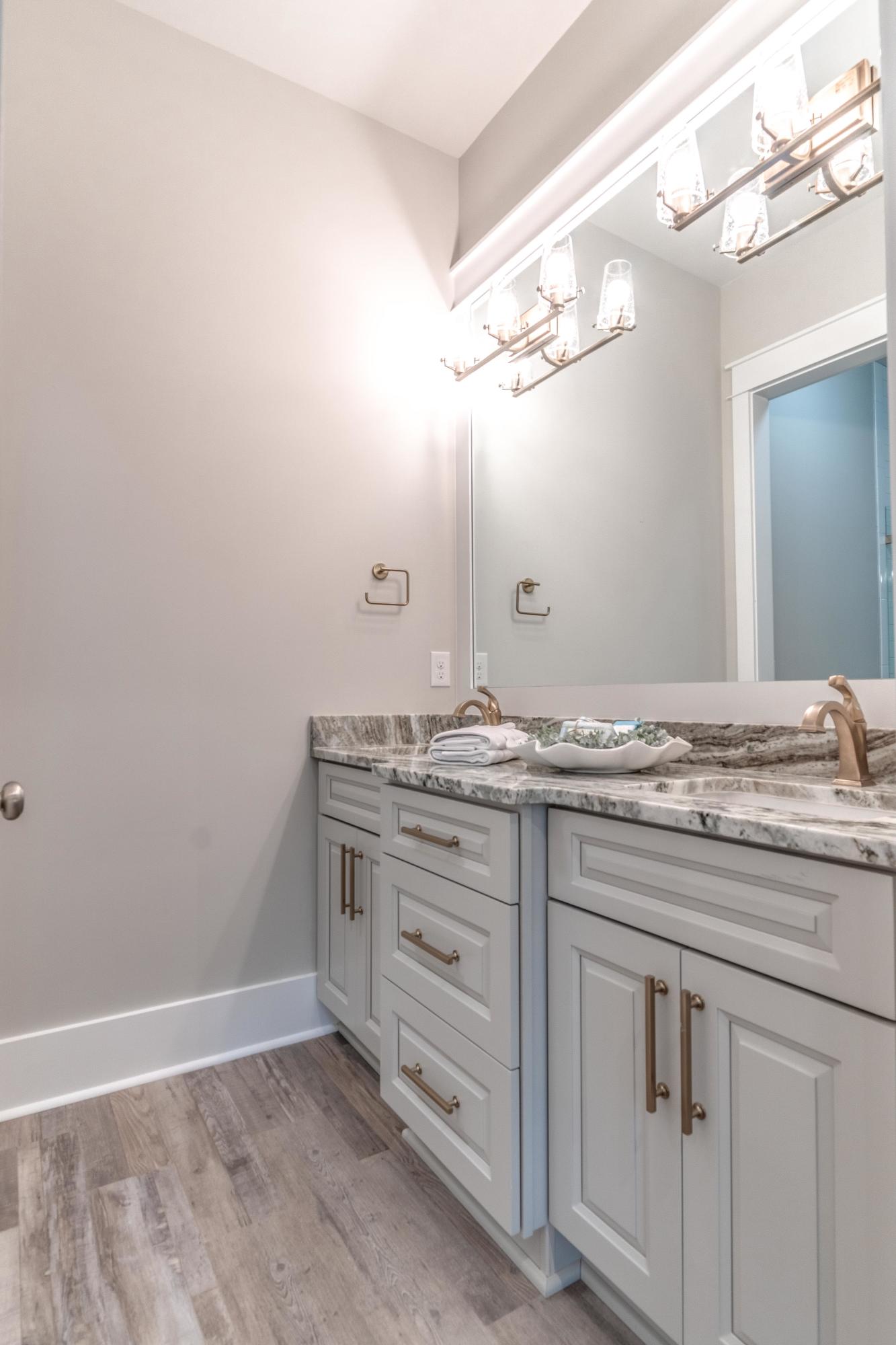 LAKESIDE AT BLUE MOUNTAIN BEACH - Residential