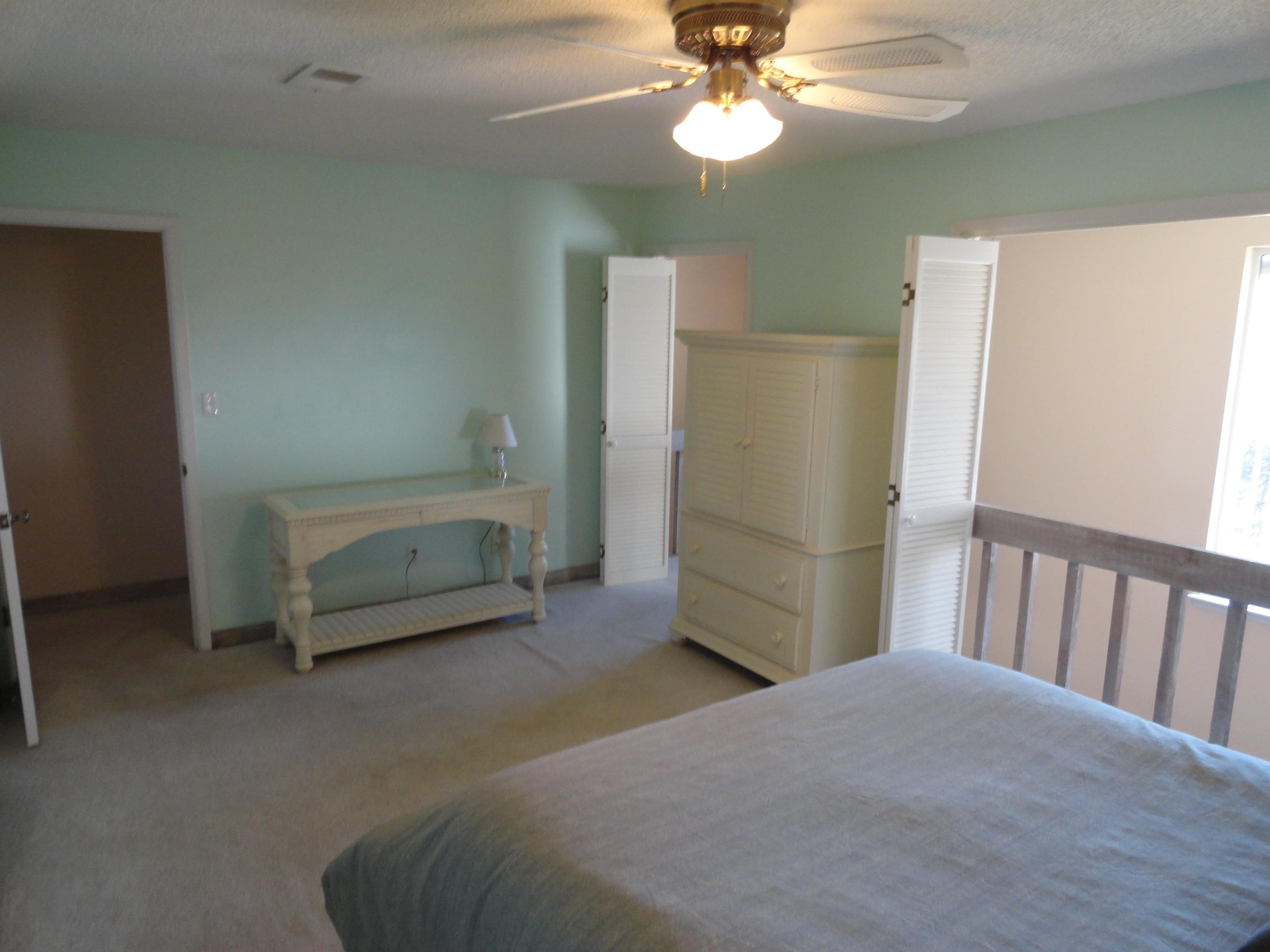 VIEW T/H THE - Residential