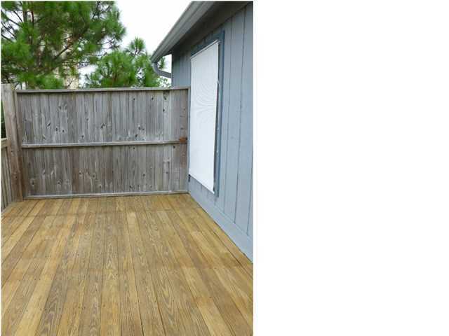 VIEW T/H THE - Residential