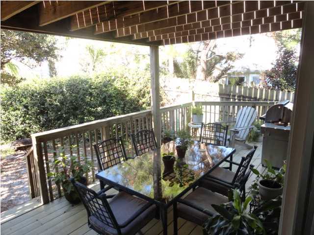 VIEW T/H THE - Residential